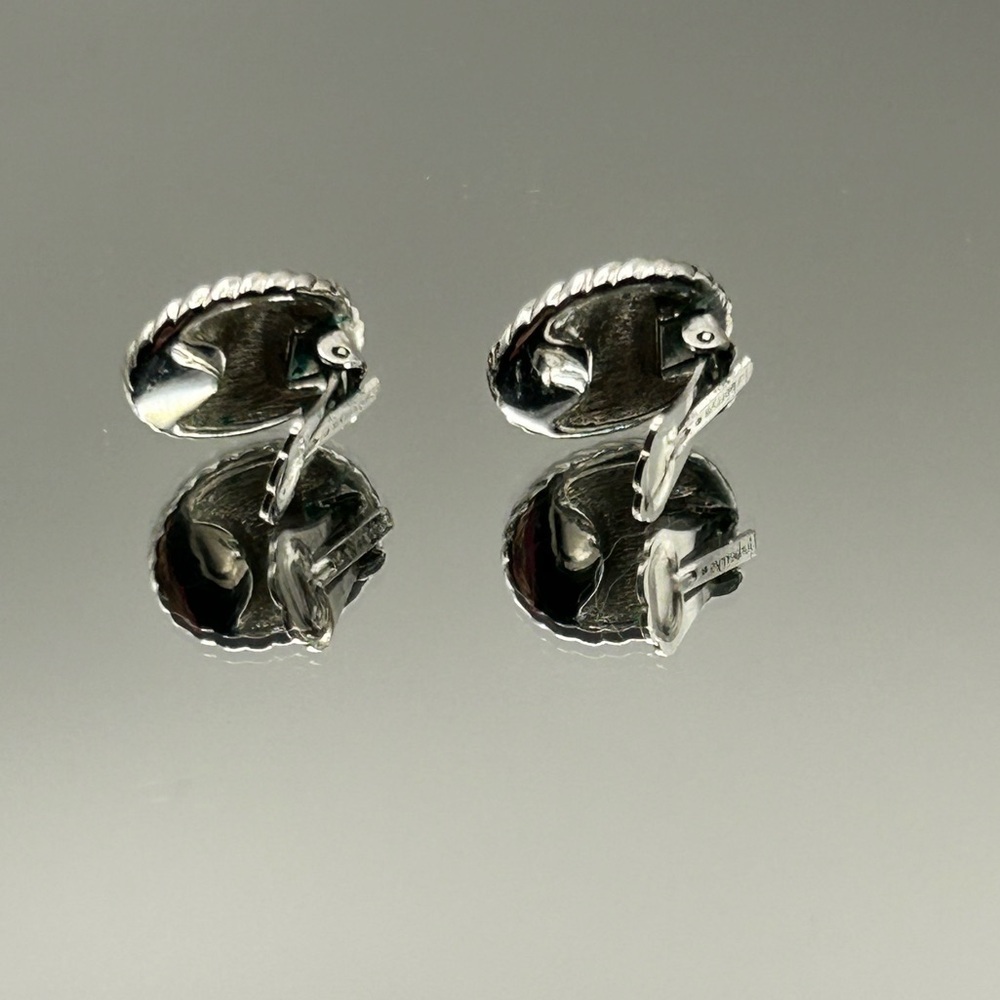 Burberrys Navy Blue and Silver Clip Earrings - Picture 4 of 6